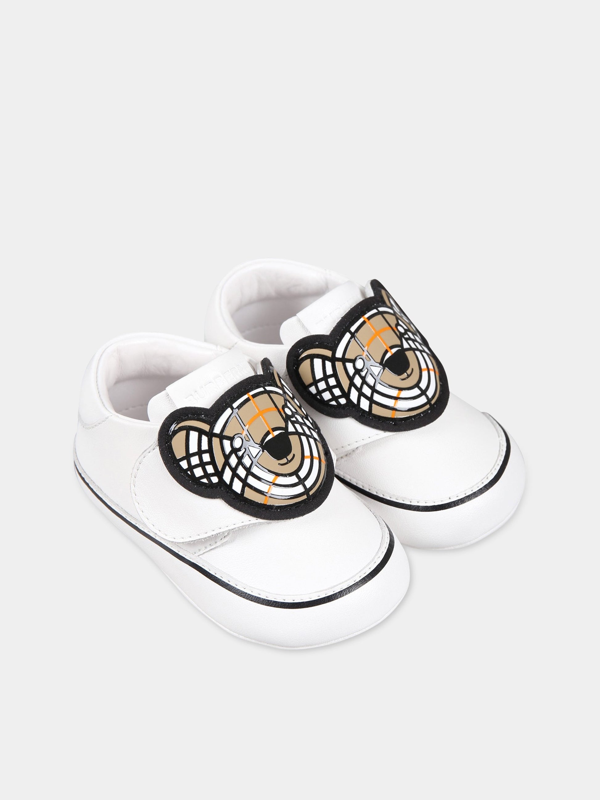 Sneakers bianche da culla per neonato con iconico Thomas Bear e logo,Burberry Kids,8064747